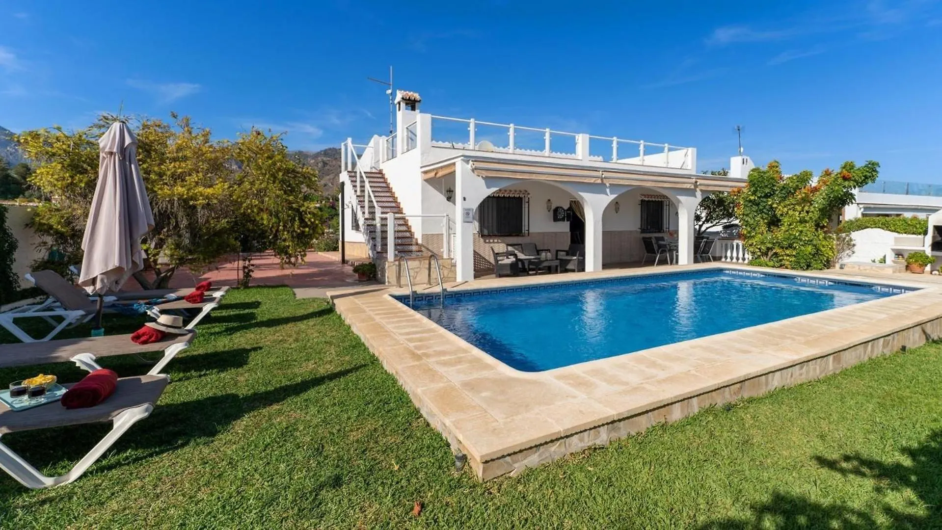 Ferienhaus Mit Privatpool Fuer 6 Personen Ca 117 Qm In Nerja, Andalusien Costa Del Sol