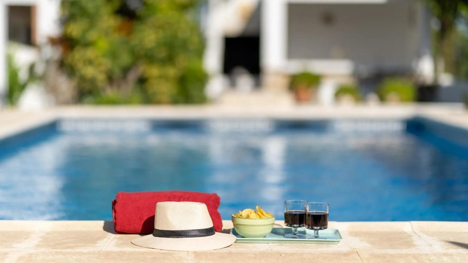 Ferienhaus Mit Privatpool Fuer 6 Personen Ca 117 Qm In Nerja, Andalusien Costa Del Sol